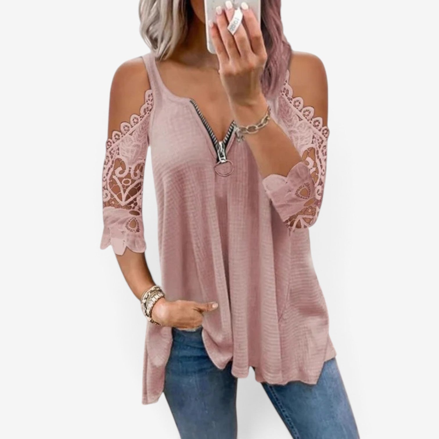 Deliah™ Bluse med blondeærmer