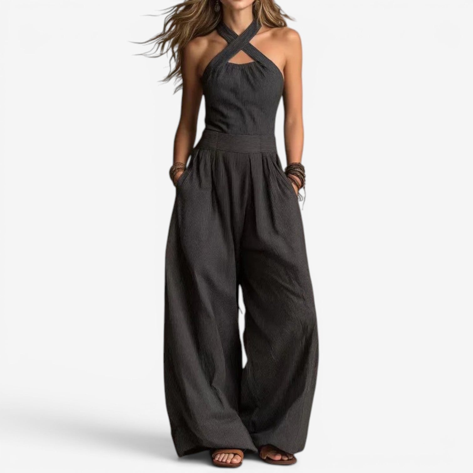 Alennah™ Jumpsuit med krydset halterudskæring