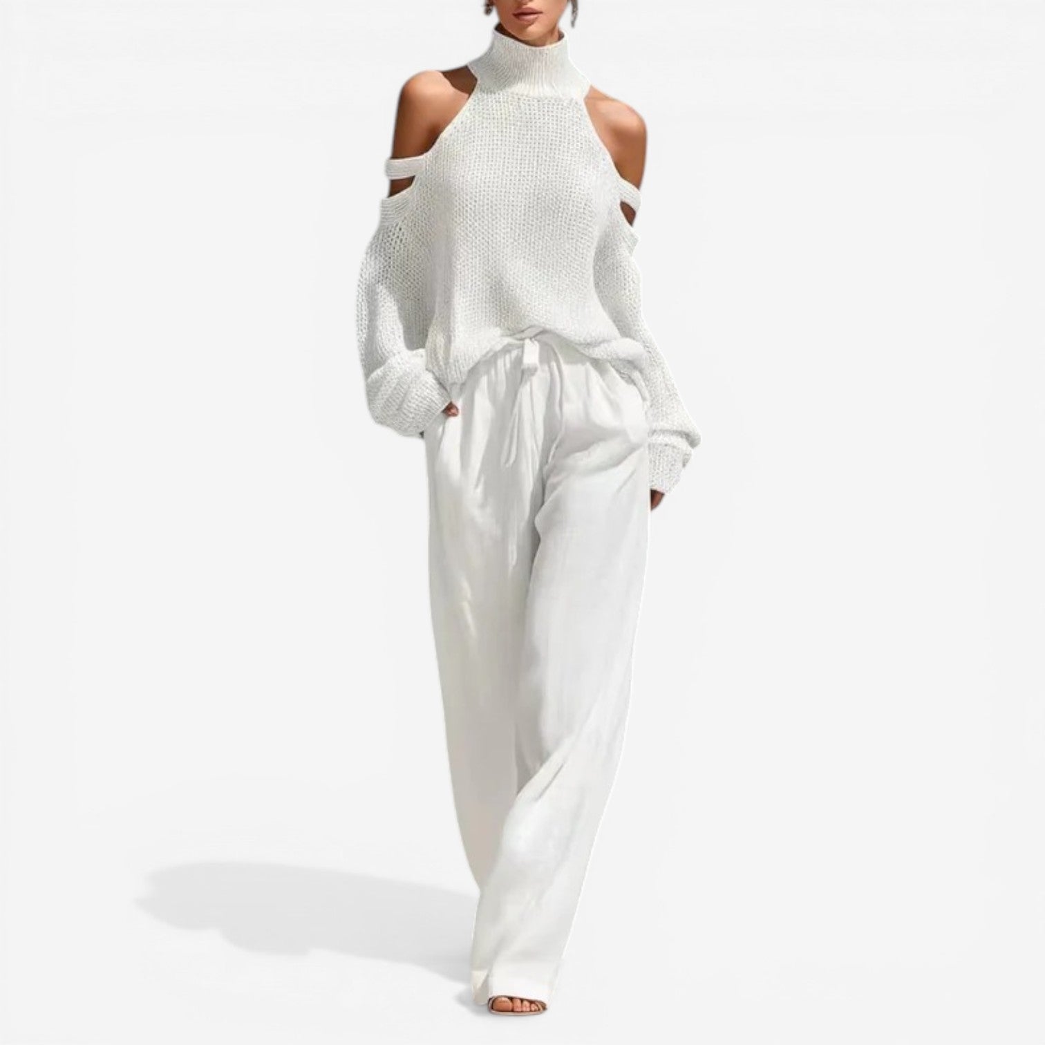 Nora™ Blød sweater med udskæringer